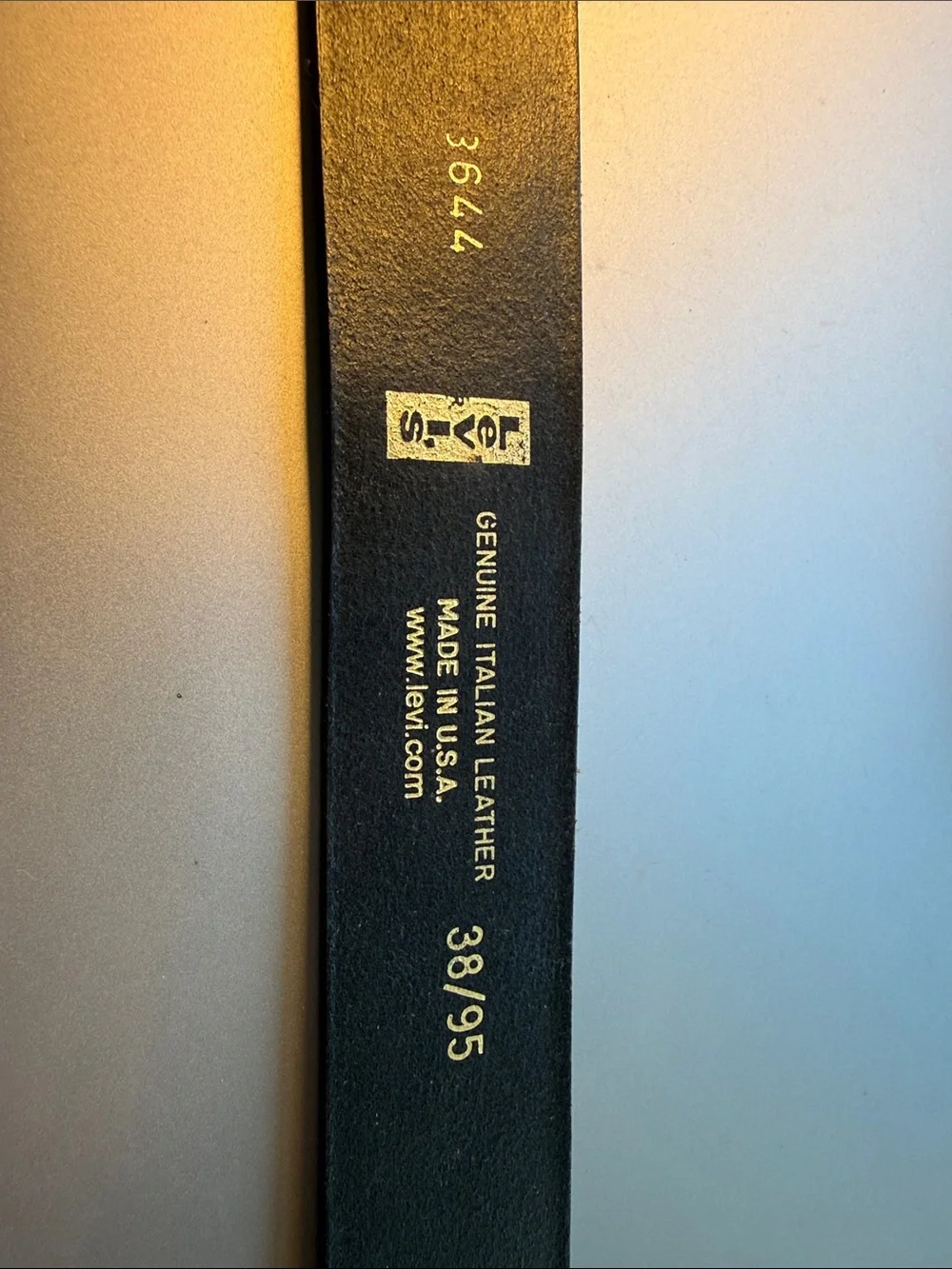 Levi’s Genuine Italian Leather Belt Black USA Made Size 38/95